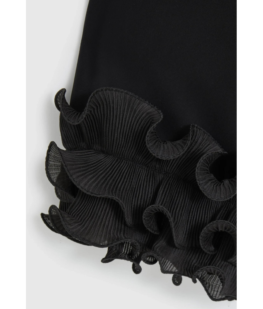 ΓΥΝΑΙΚΕΙΑ ΜΑΥΡΗ ΜΠΛΟΥΖΑ ΜΕ ΒΟΛΑΝ ΣΤΑ ΜΑΝΙΚΙΑ 